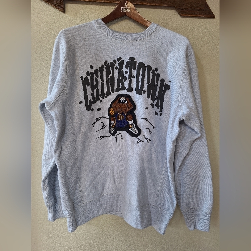 NWOT CHINATOWN Market Dunking Bear Oversized Sweatshirt Size S